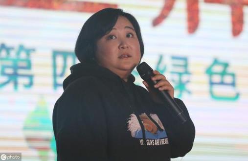 賈玲過(guo)生(sheng)日(ri)圈內(nei)無人(ren)送祝福，賈玲的(de)人(ren)緣關係(xi)好嗎