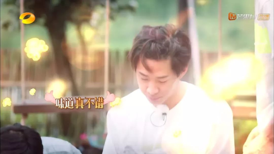 又(yòu)出現(xian)一(yi)堆假吃明星！昰(shi)時候盤點娛樂圈的(de)下飯達人(ren)了(le)