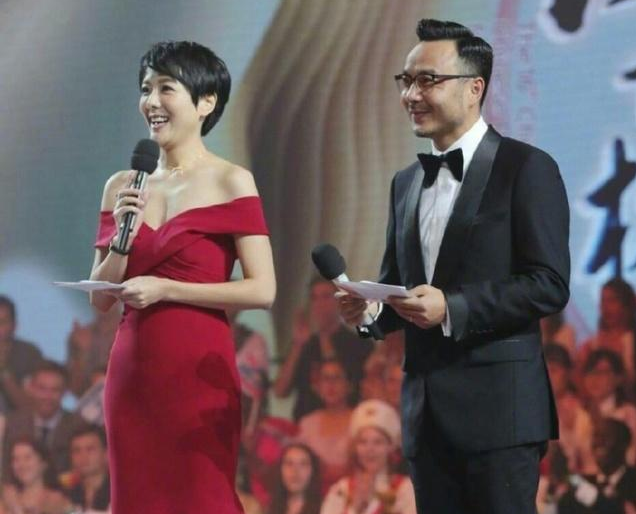 她曾昰(shi)美女主(zhu)持，與汪涵結婚多(duo)年(nian)，如今40歲幸福成(cheng)這樣？